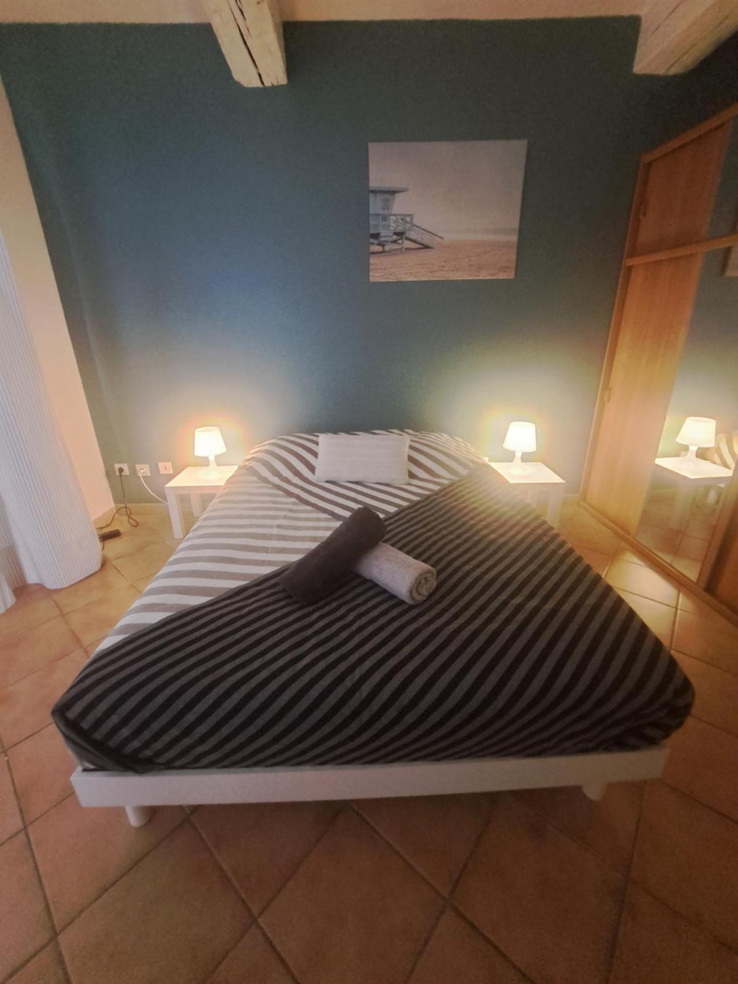 Apartamento T2 Proche Du Port, Zone Pietonne Tolón Exterior foto